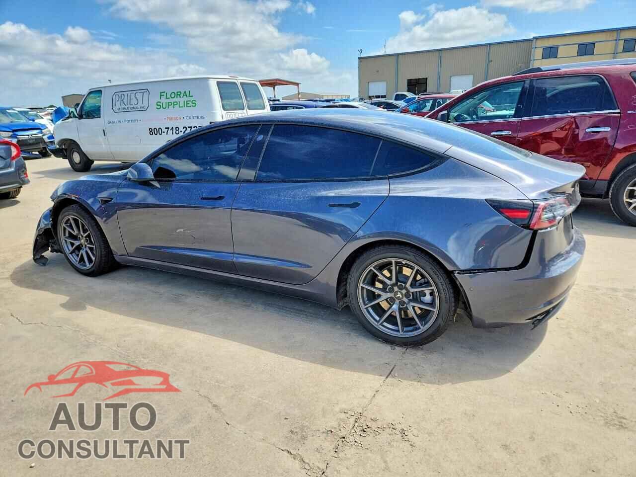 TESLA MODEL 3 2022 - 5YJ3E1EB5NF246453