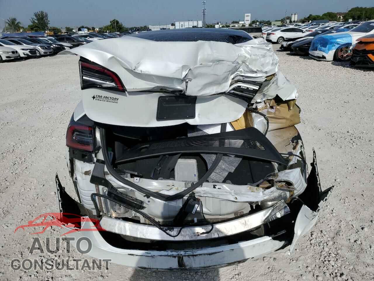 TESLA MODEL 3 2020 - 5YJ3E1EA3LF632566
