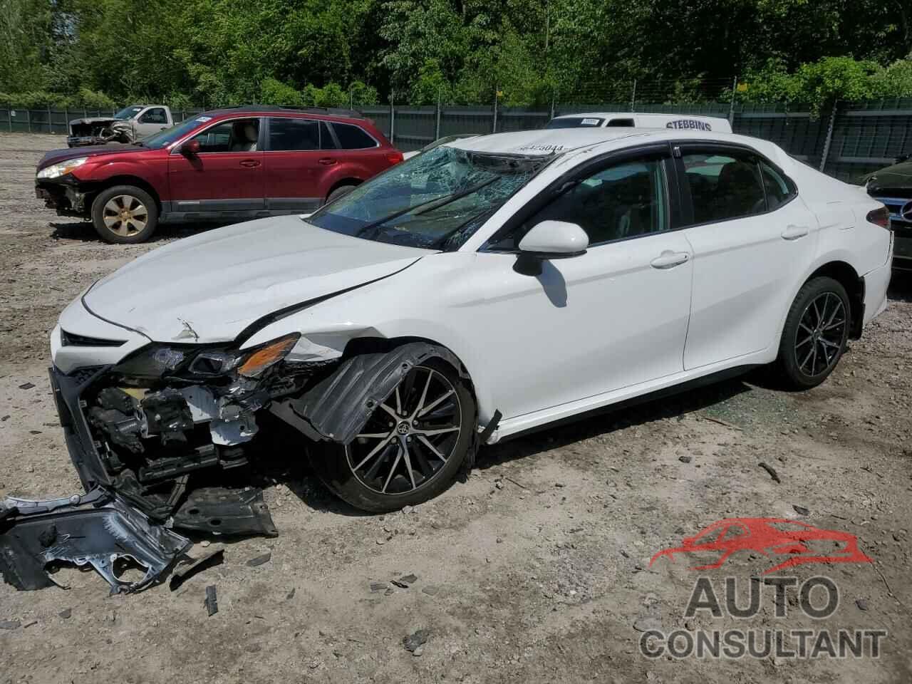 TOYOTA CAMRY 2021 - 4T1G11AK3MU553821