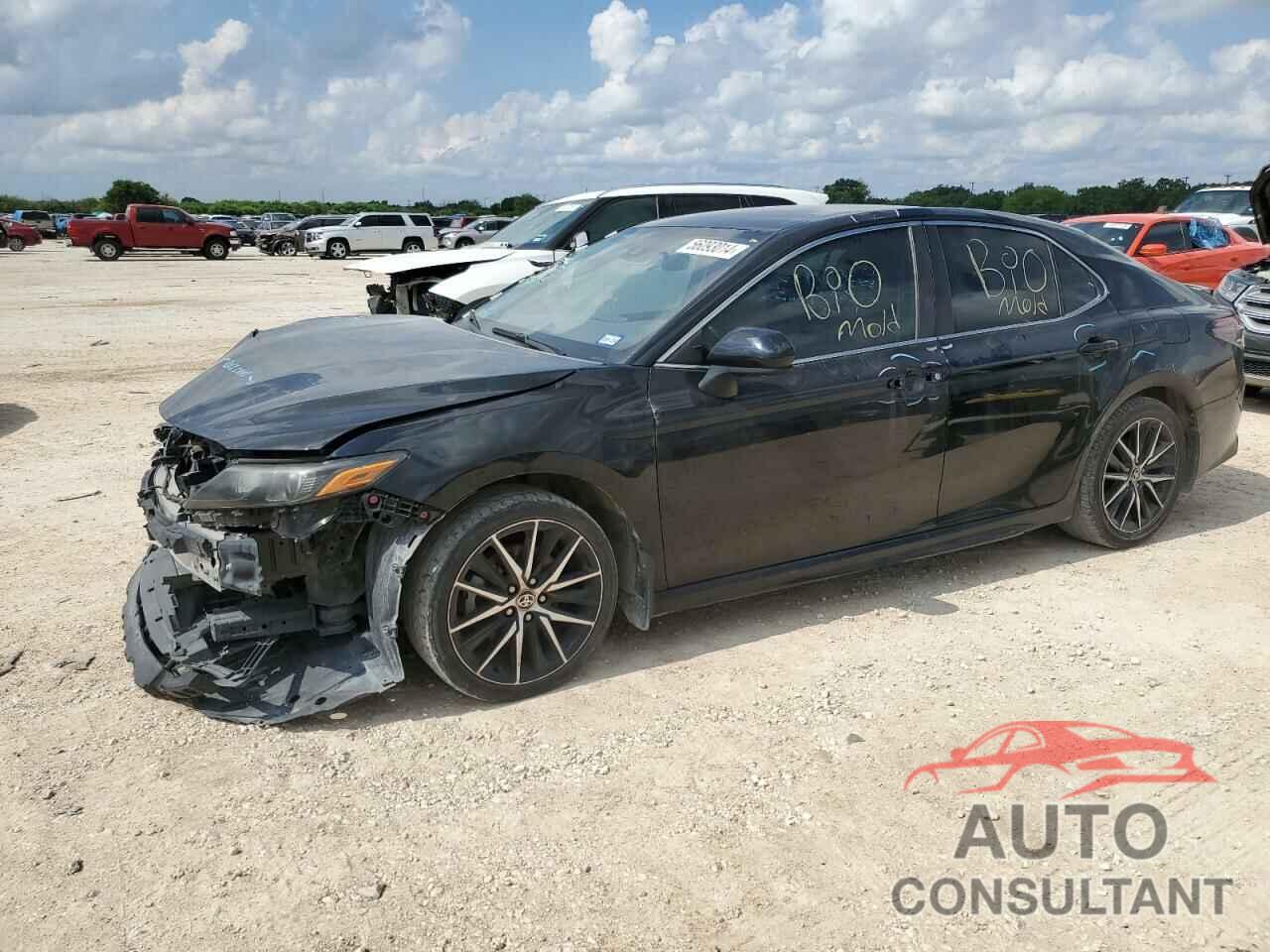 TOYOTA CAMRY 2021 - 4T1G11AK7MU534351
