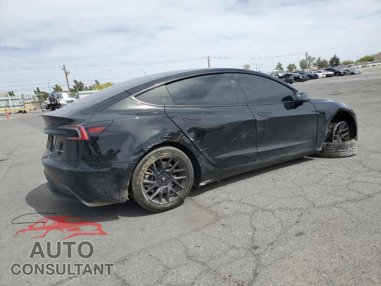TESLA MODEL 3 2024 - 5YJ3E1EB4RF770814