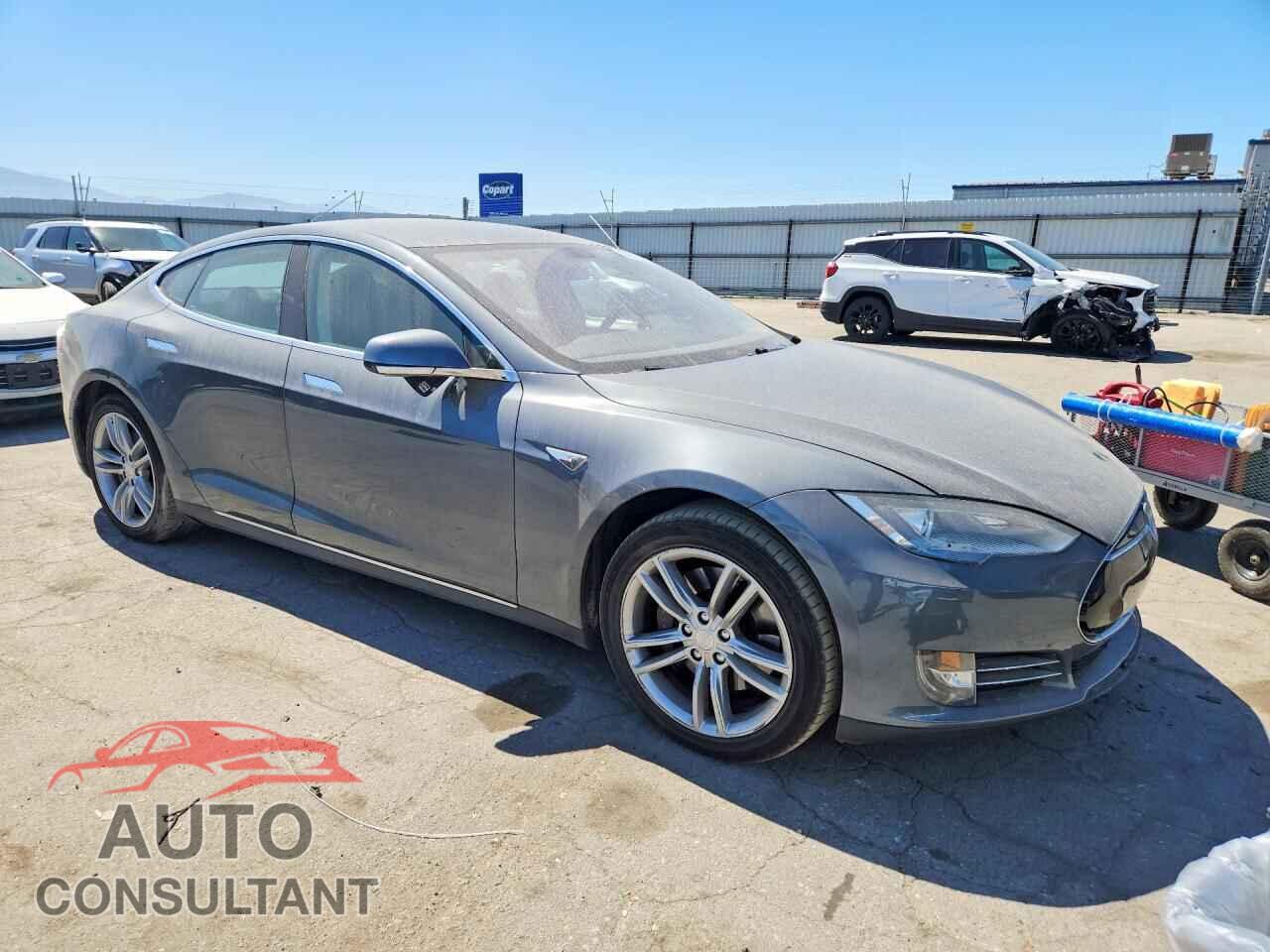 TESLA MODEL S 2013 - 5YJSA1DNXDFP05607