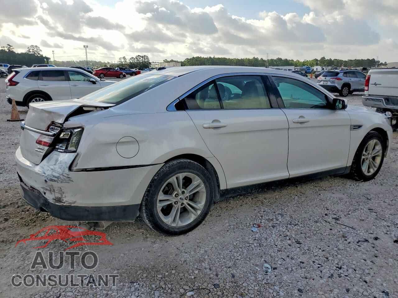 FORD TAURUS 2015 - 1FAHP2E86FG163346