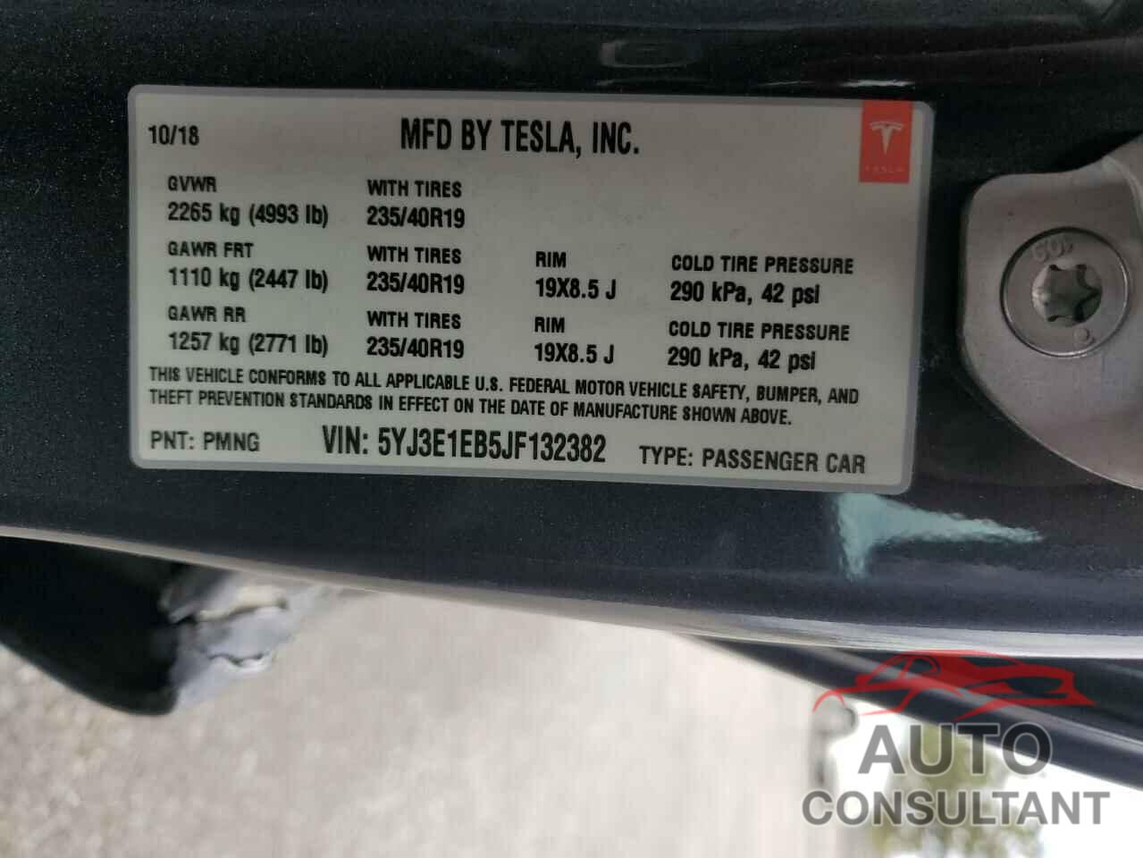 TESLA MODEL 3 2018 - 5YJ3E1EB5JF132382