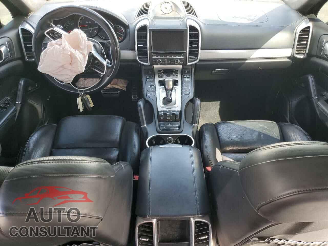 PORSCHE CAYENNE 2015 - WP1AC2A29FLA80542