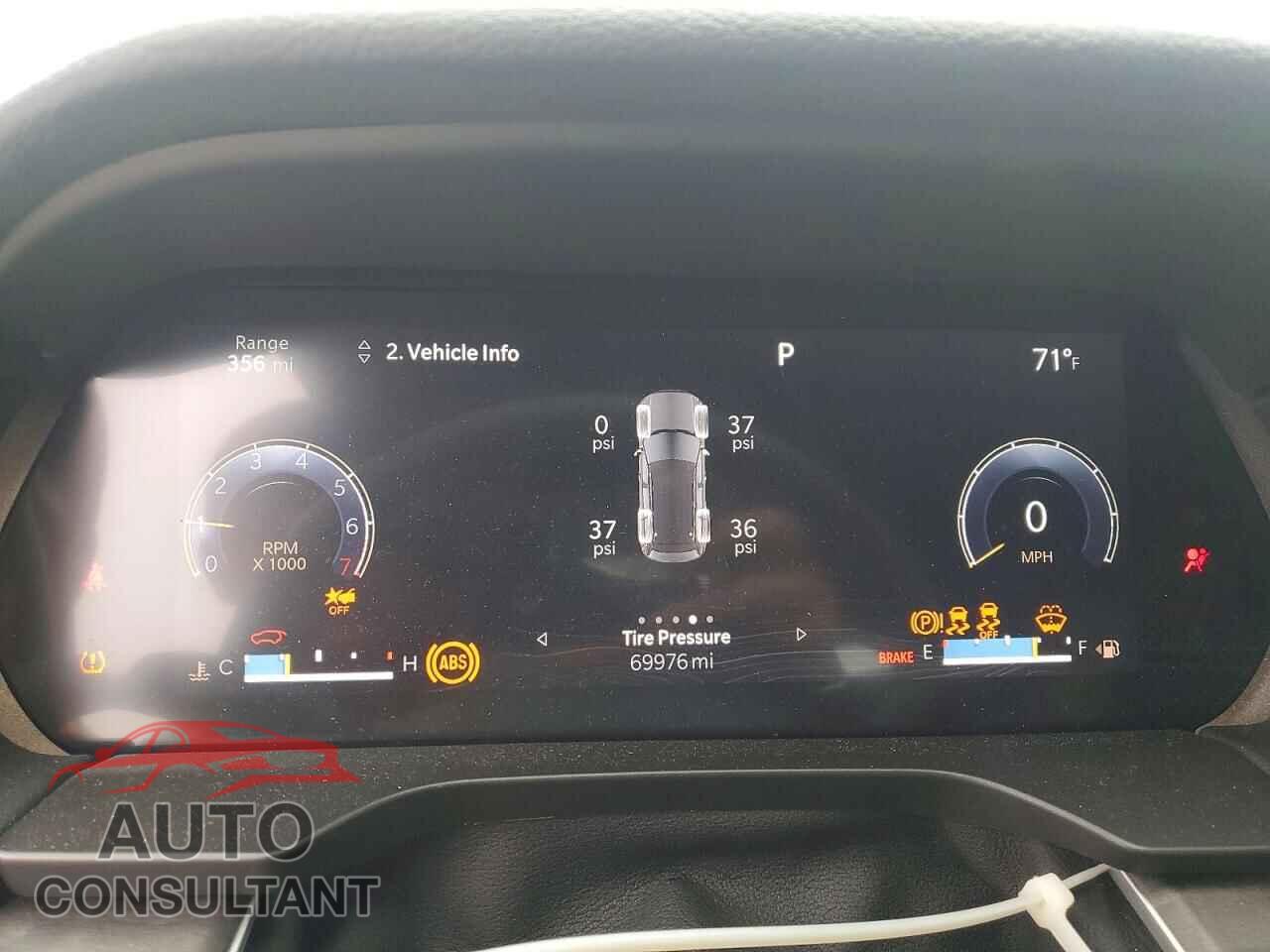 JEEP CHEROKEE 2023 - 1C4RJGBG5PC510036