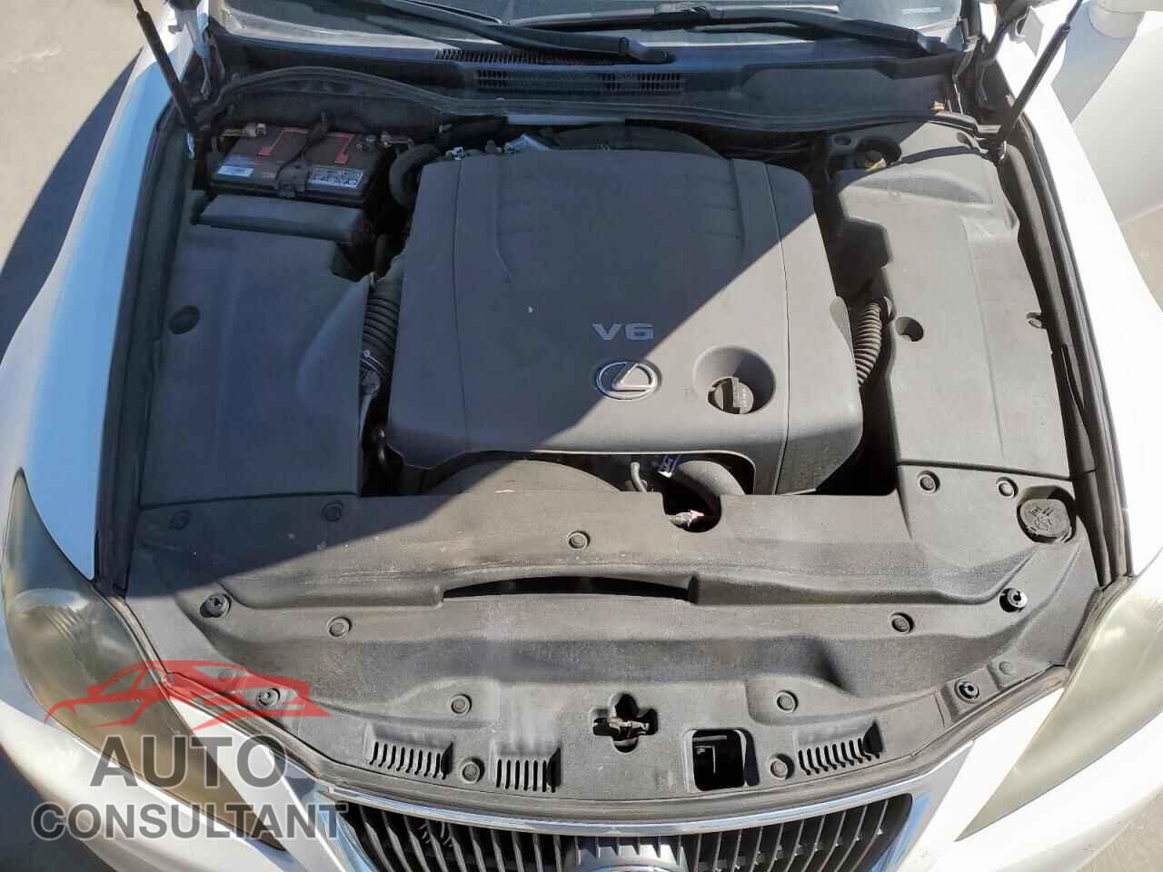 LEXUS IS 2012 - JTHBF5C23C5170120