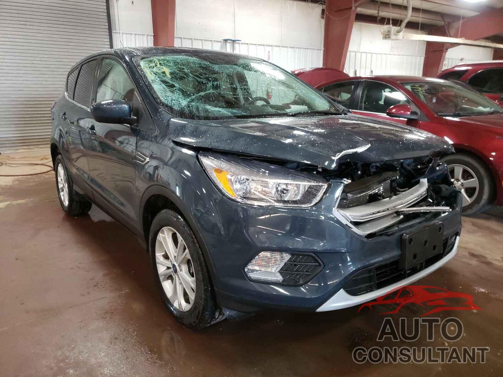 FORD ESCAPE 2019 - 1FMCU9GD5KUB64091