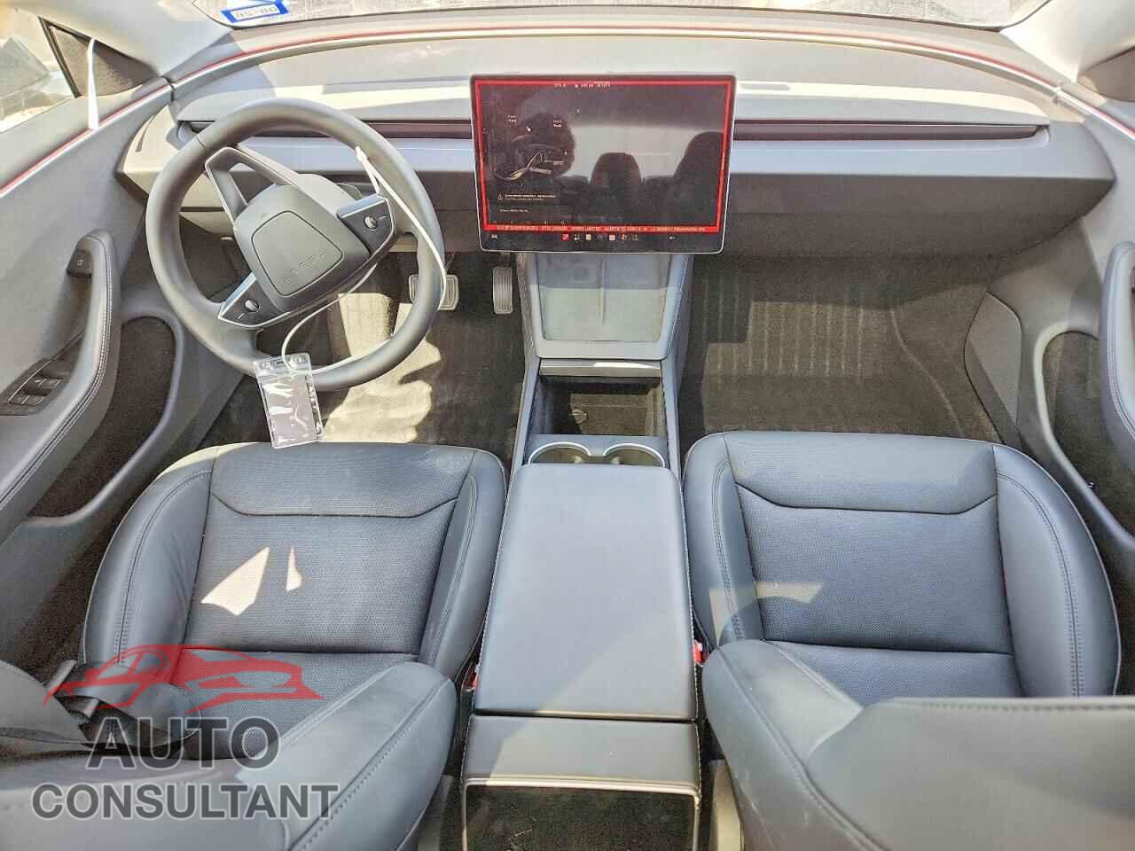 TESLA MODEL 3 2024 - 5YJ3E1EA5RF836293