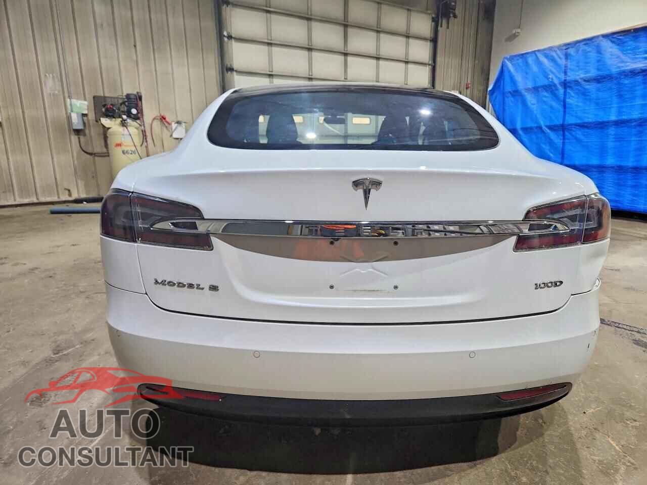 TESLA MODEL S 2017 - 5YJSA1E26HF217023