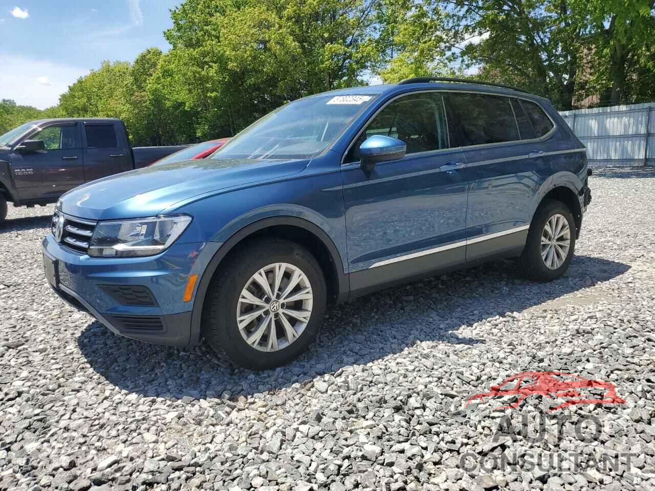 VOLKSWAGEN TIGUAN 2018 - 3VV2B7AX2JM076696