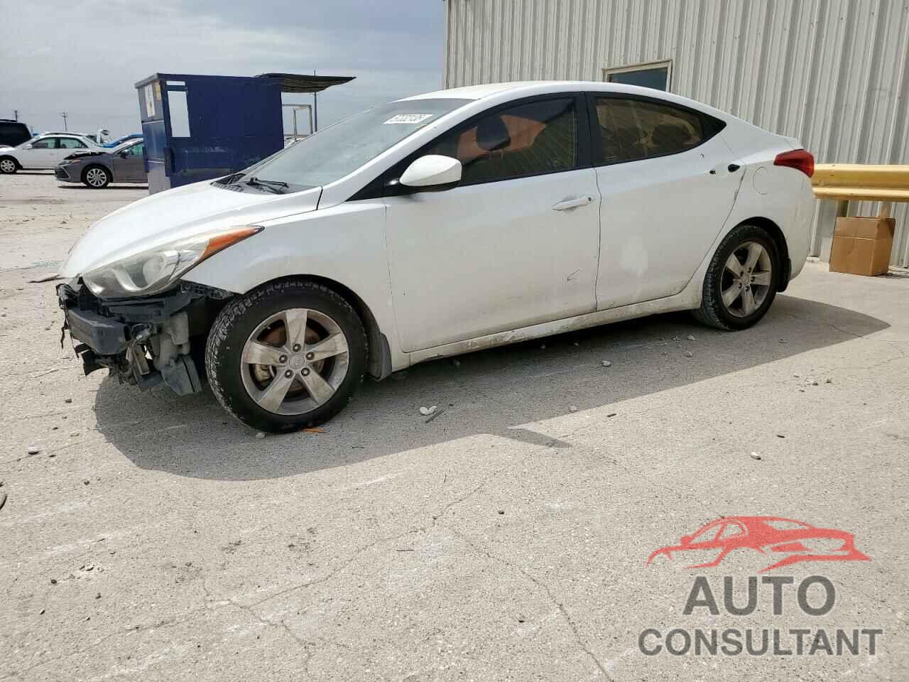 HYUNDAI ELANTRA 2013 - 5NPDH4AE8DH435627