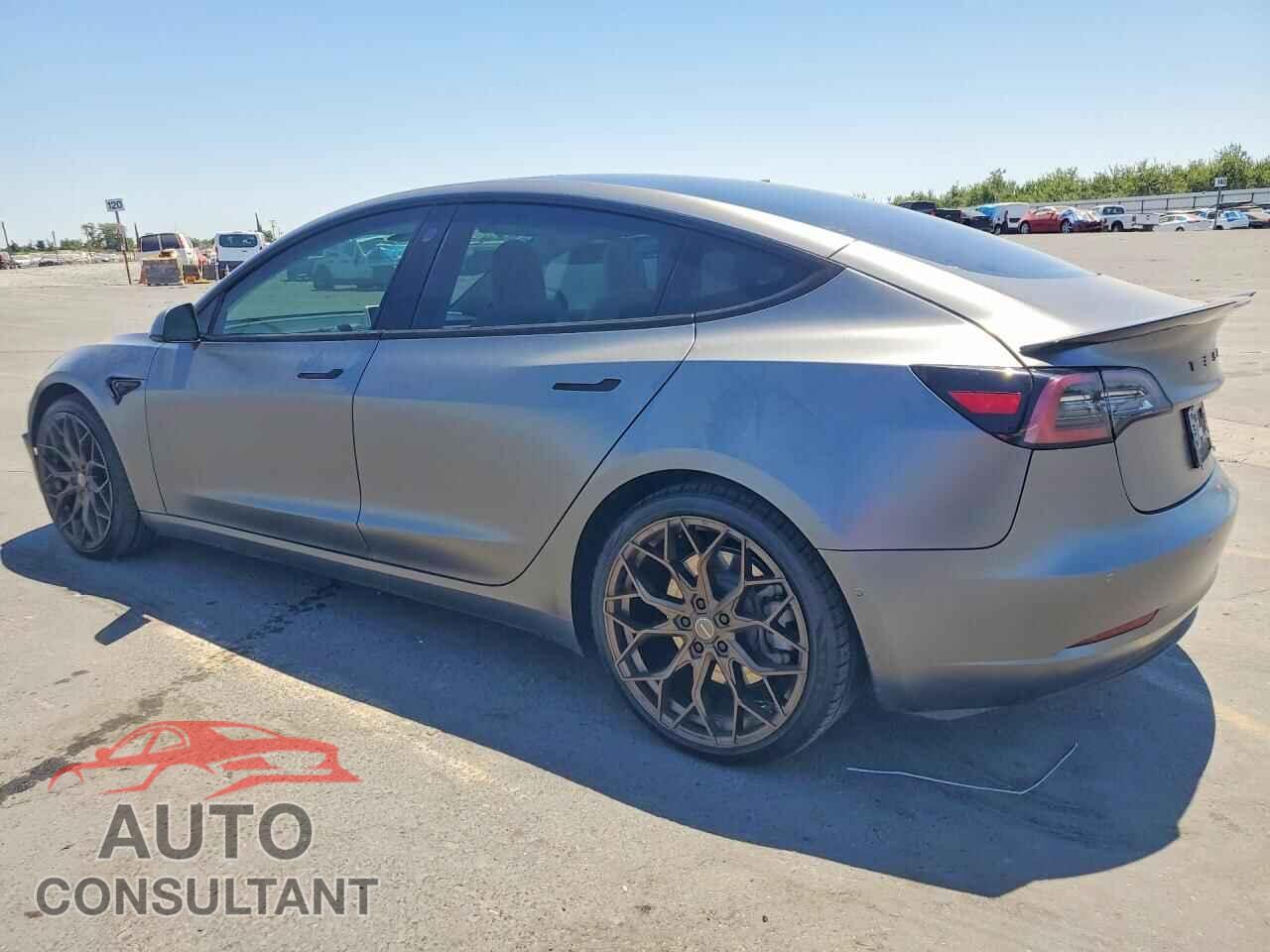 TESLA MODEL 3 2021 - 5YJ3E1EB1MF004113