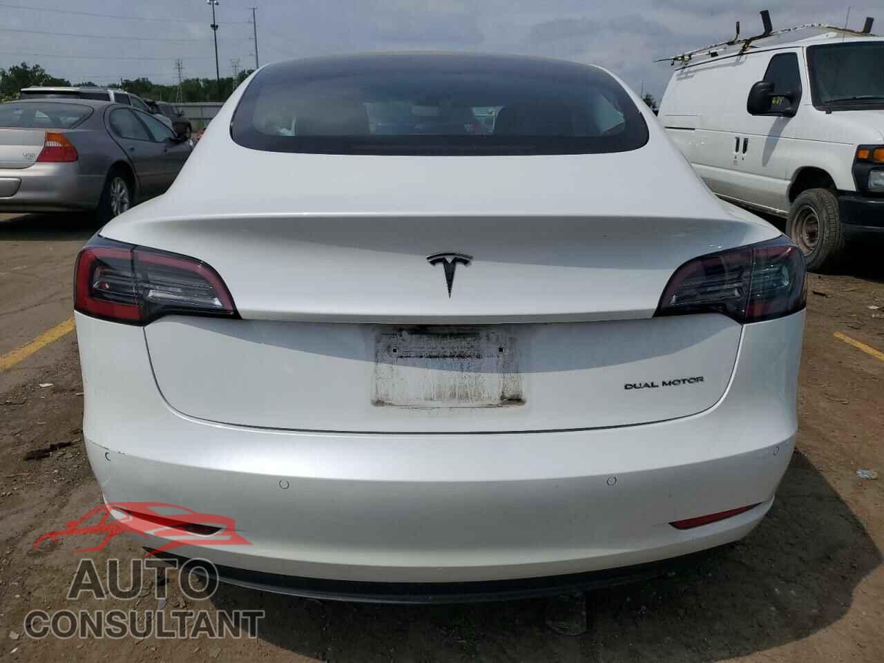 TESLA MODEL 3 2021 - 5YJ3E1EB2MF983625