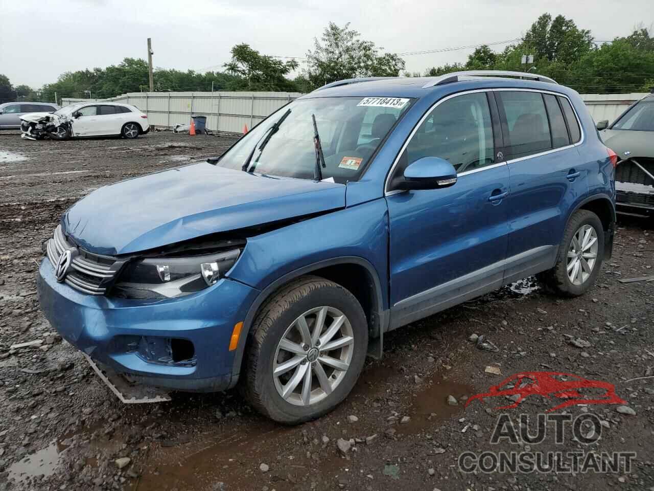 VOLKSWAGEN TIGUAN 2017 - WVGSV7AX1HW510134