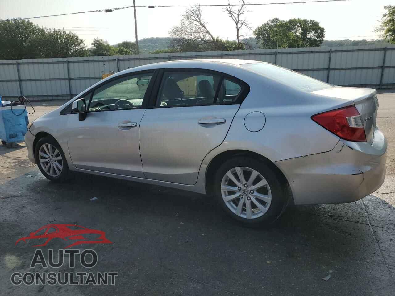 HONDA CIVIC 2012 - 2HGFB2F56CH304003