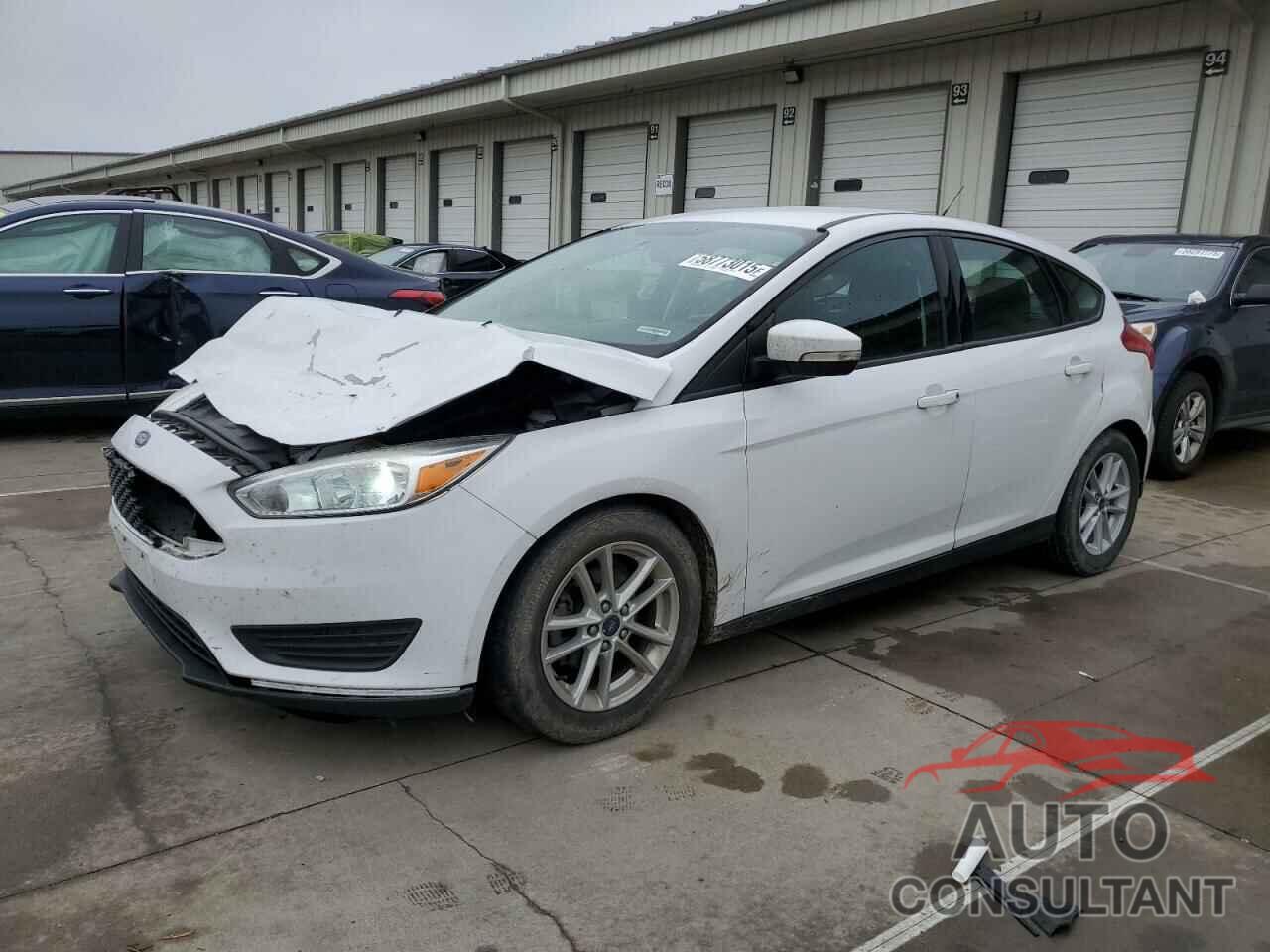 FORD FOCUS 2018 - 1FADP3K20JL267500