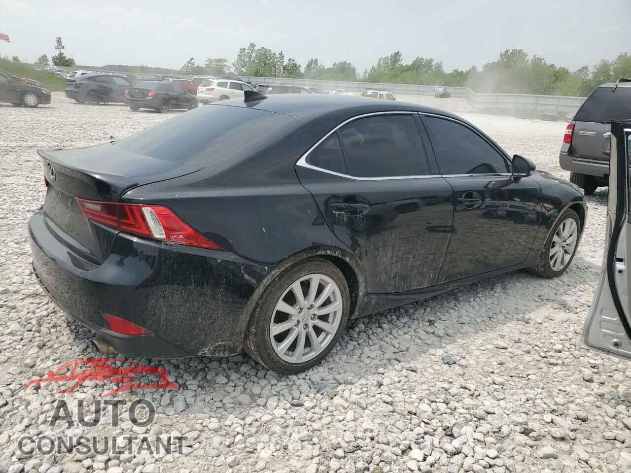 LEXUS IS 2015 - JTHCF1D25F5029307
