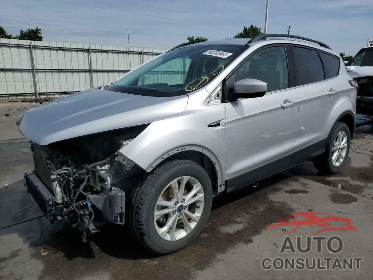 FORD ESCAPE 2018 - 1FMCU0GD7JUA32377