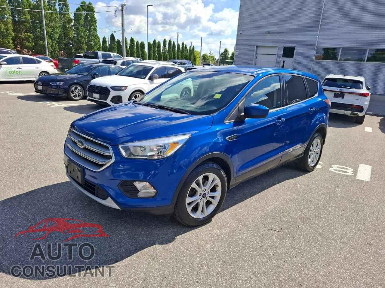 FORD ESCAPE 2017 - 1FMCU0GDXHUB17014