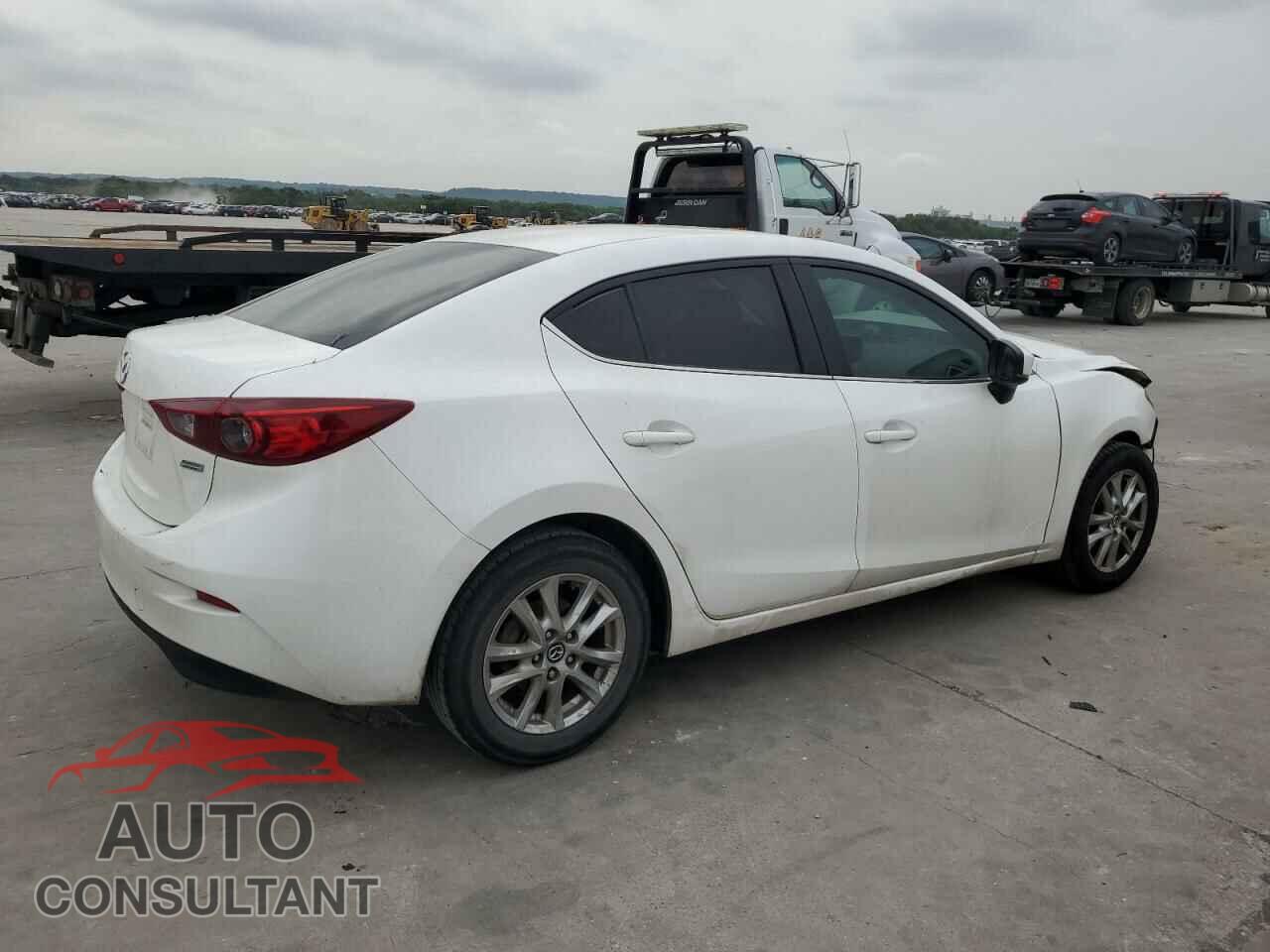 MAZDA 3 2017 - 3MZBN1U76HM142396