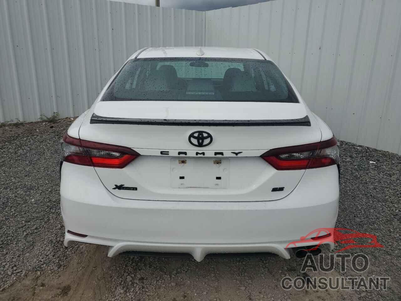 TOYOTA CAMRY 2022 - 4T1G11AK7NU048835