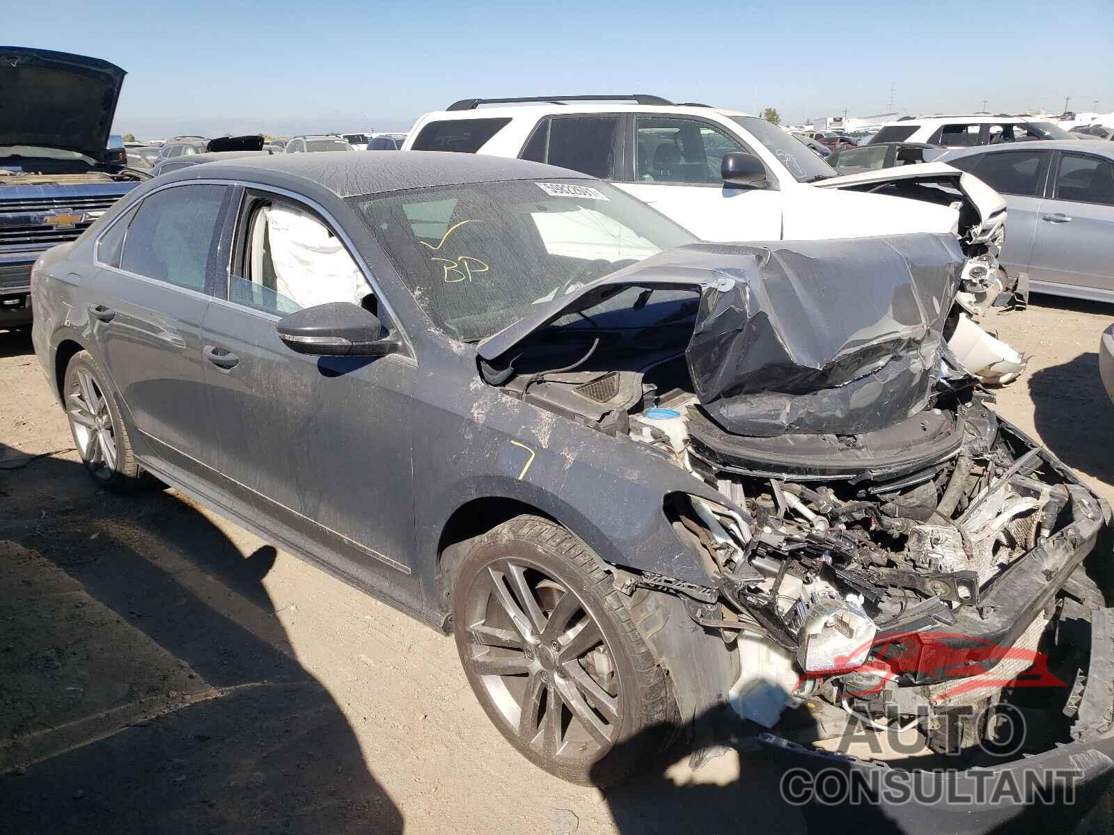 VOLKSWAGEN PASSAT 2016 - 1VWAT7A31GC055320