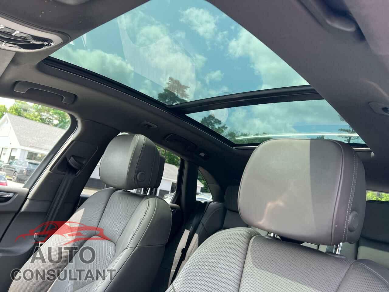 PORSCHE MACAN 2019 - WP1AA2A59KLB09077
