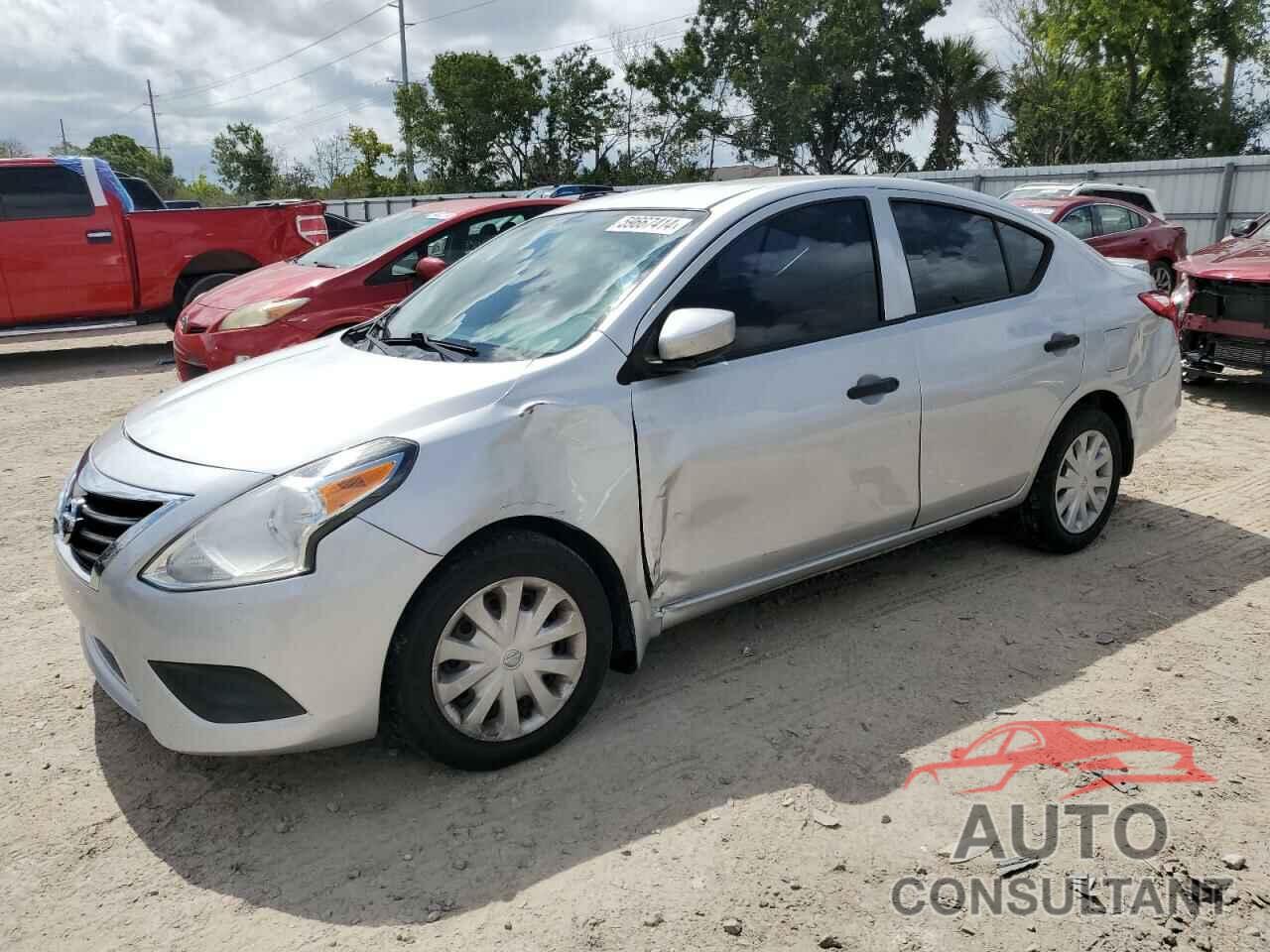 NISSAN VERSA 2017 - 3N1CN7AP1HL829230