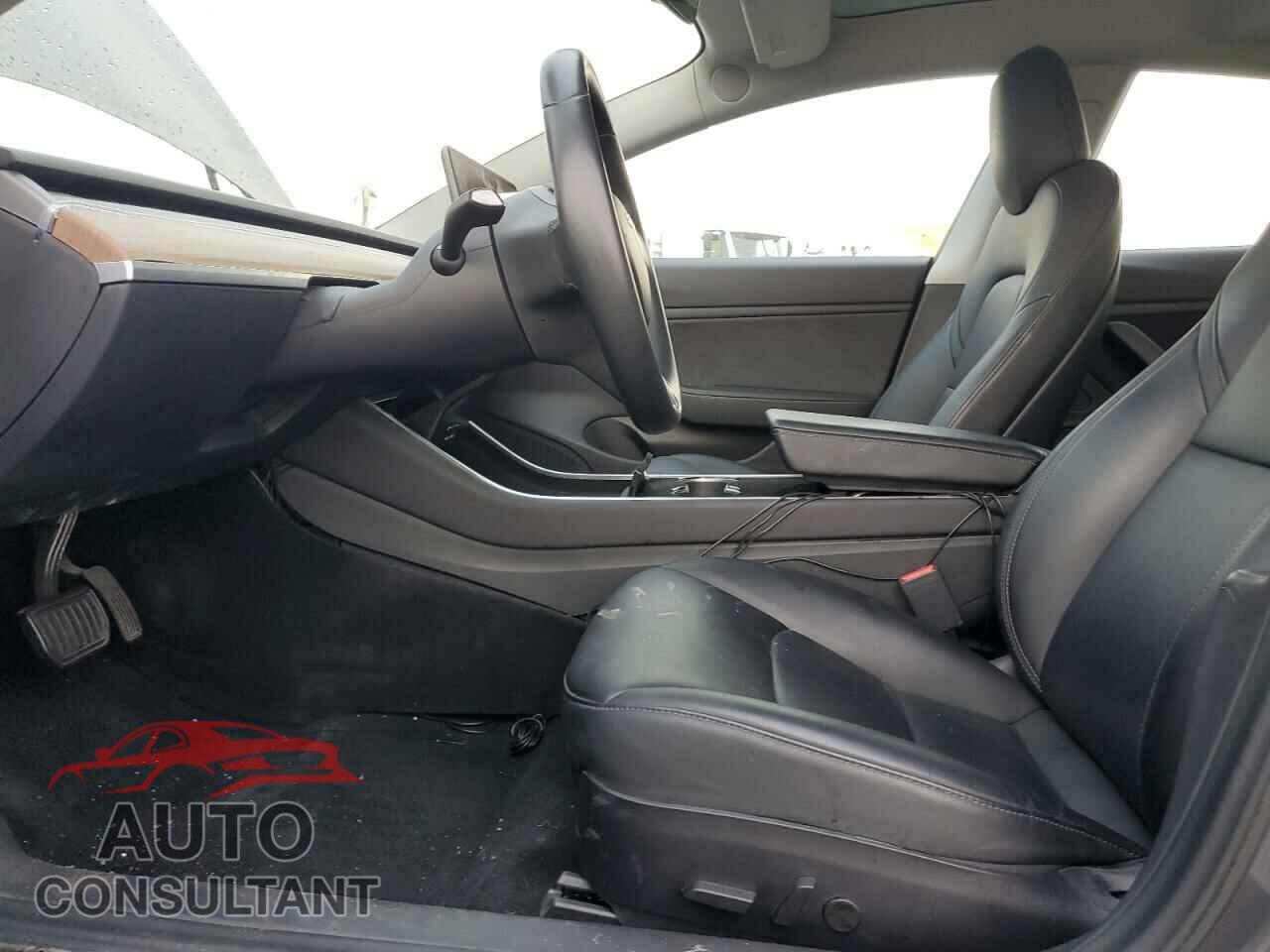 TESLA MODEL 3 2019 - 5YJ3E1EA8KF314375