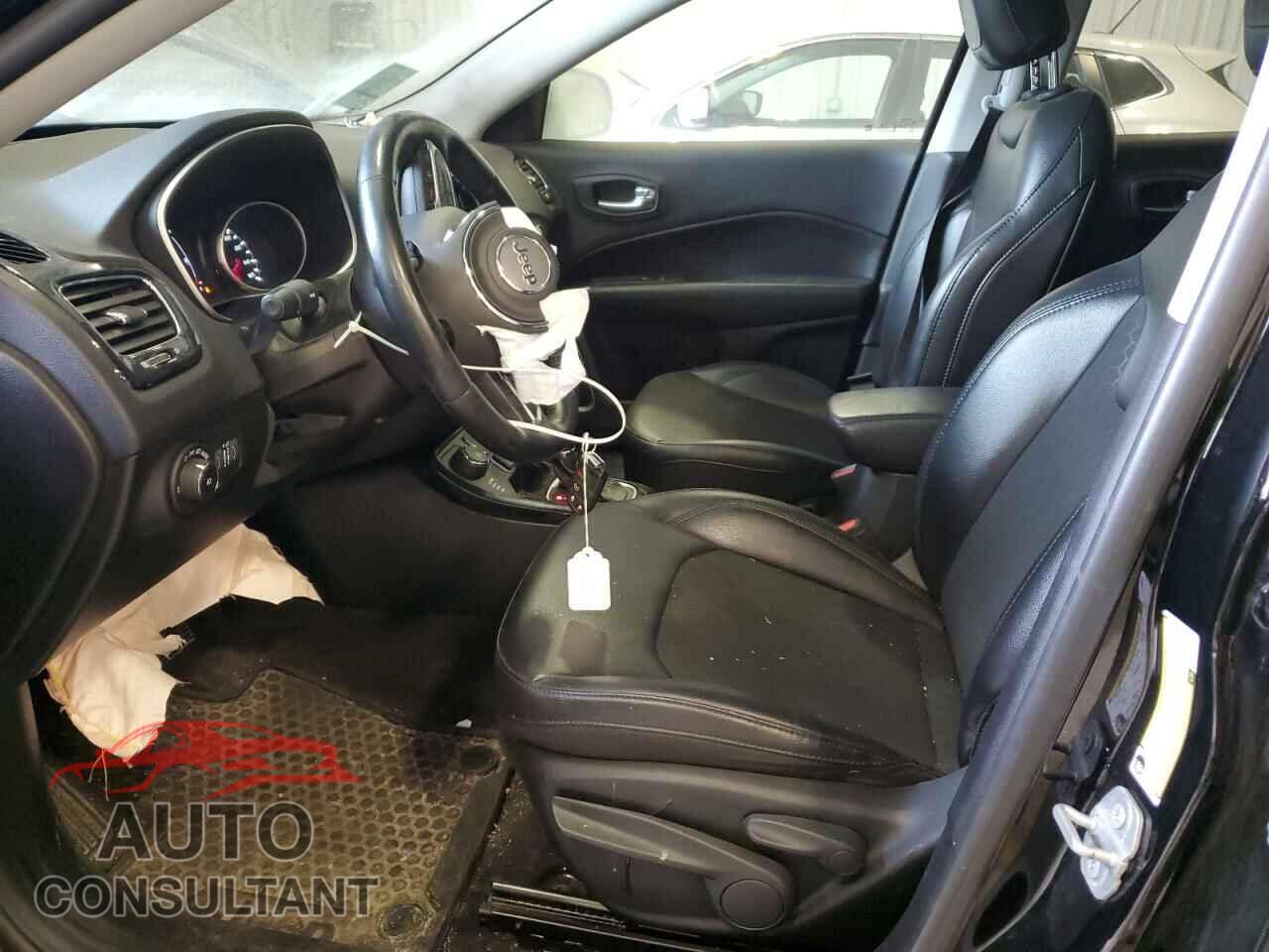 JEEP COMPASS 2020 - 3C4NJDBB7LT209932