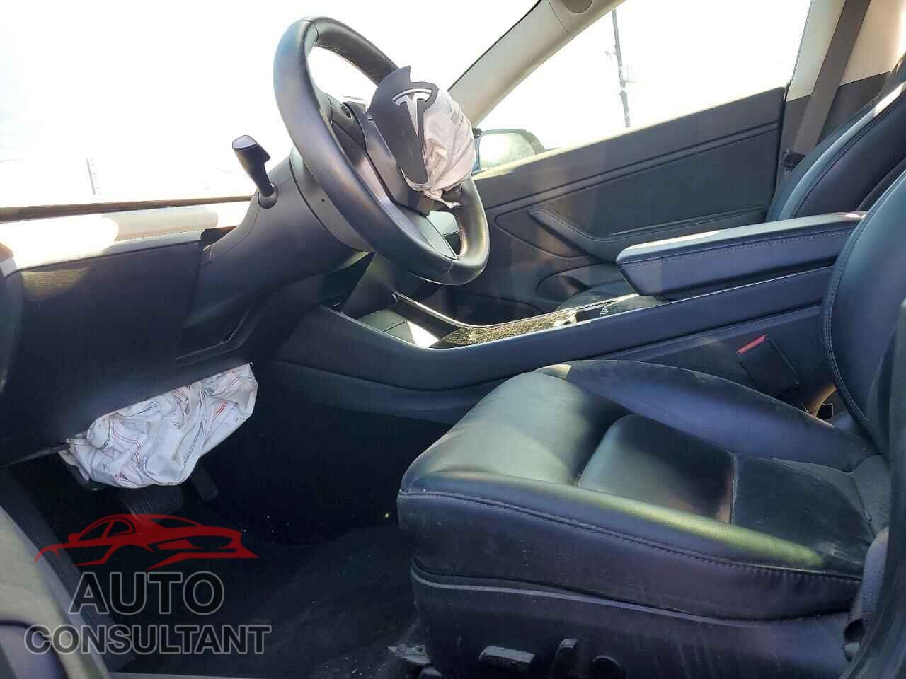 TESLA MODEL 3 2018 - 5YJ3E1EA4JF059030