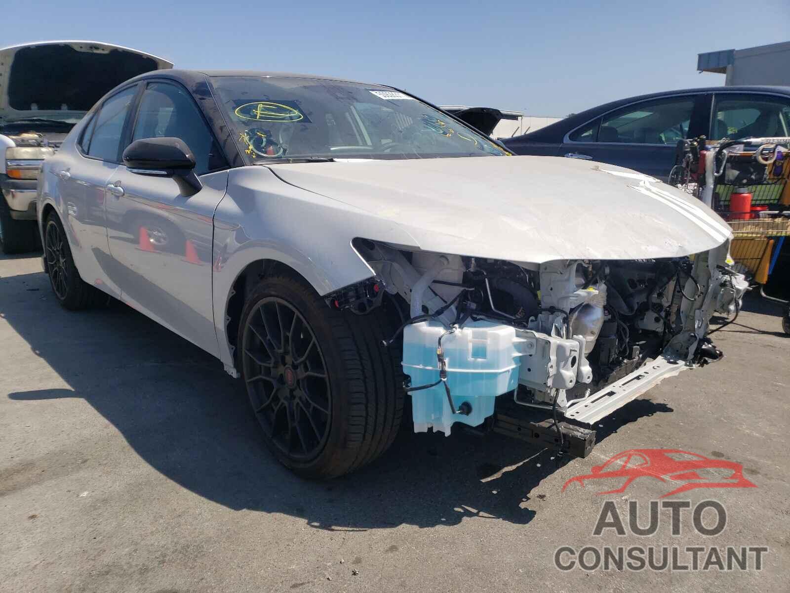 TOYOTA CAMRY 2021 - 4T1KZ1AK5MU049967