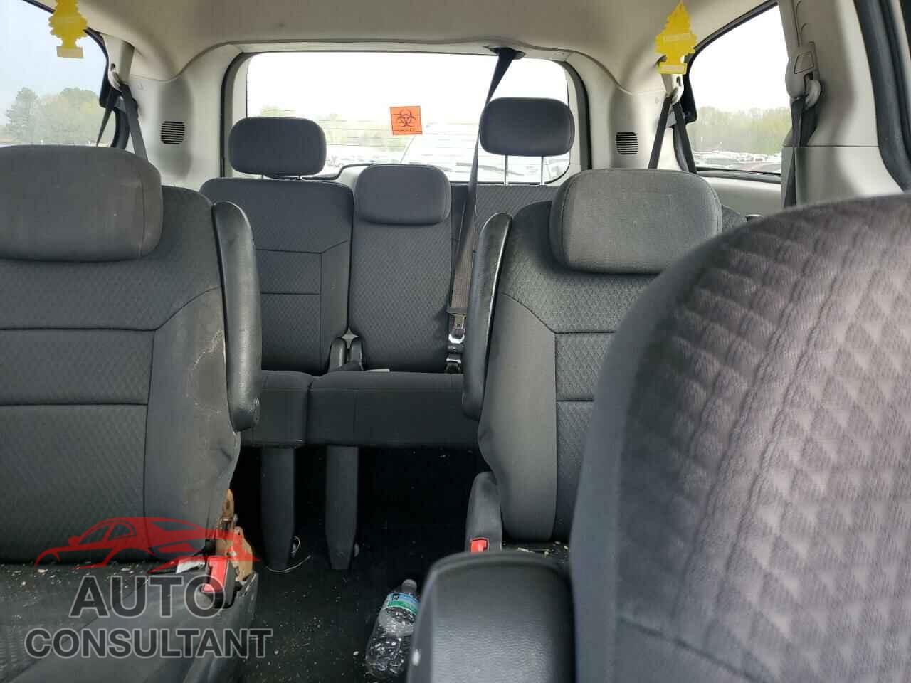 DODGE CARAVAN 2010 - 2D4RN4DE5AR130615