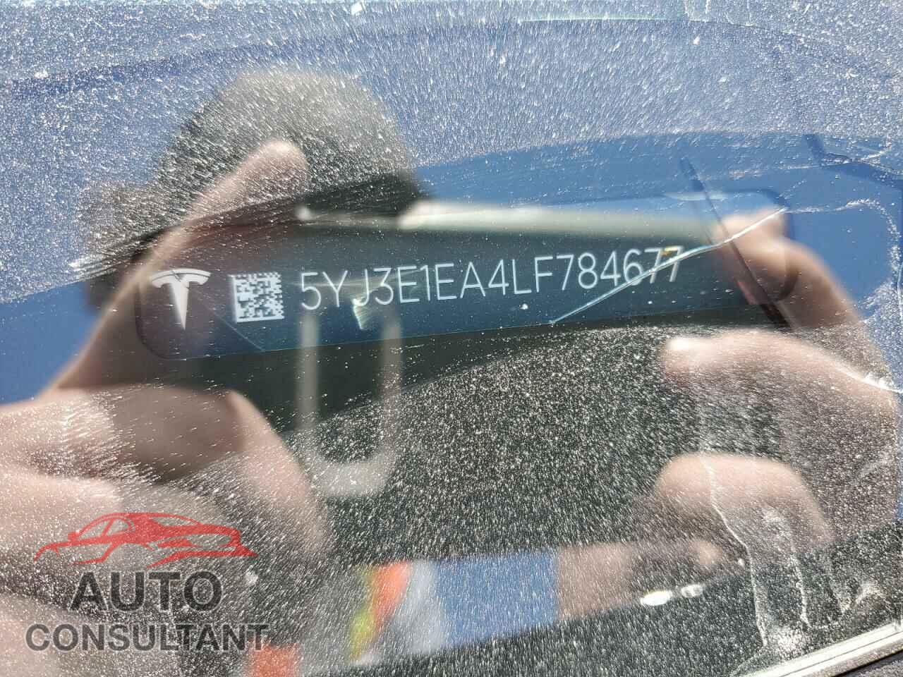 TESLA MODEL 3 2020 - 5YJ3E1EA4LF784677