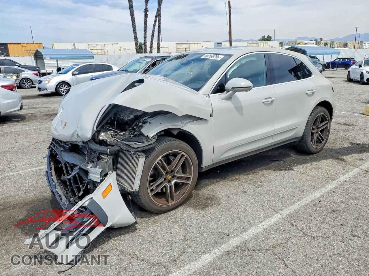 PORSCHE MACAN 2021 - WP1AB2A59MLB37977
