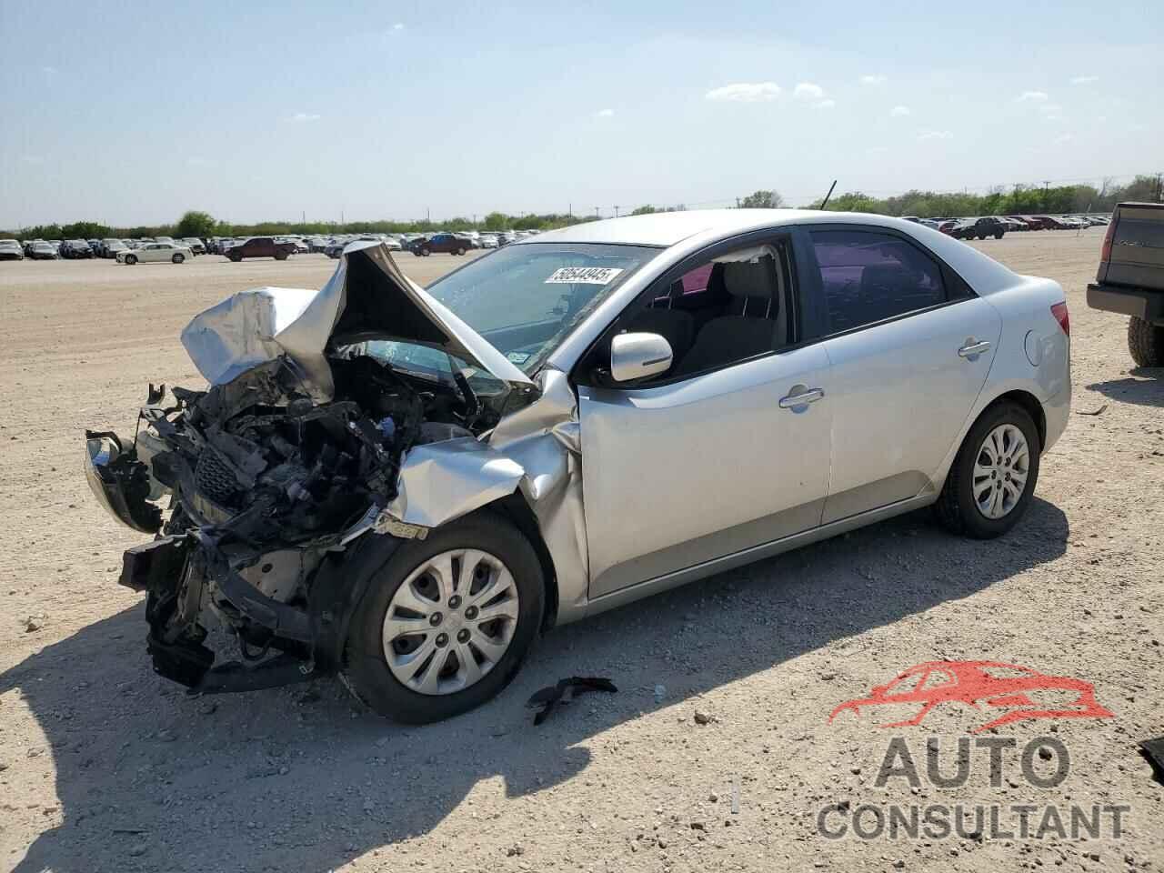 KIA FORTE 2011 - KNAFU4A20B5413397