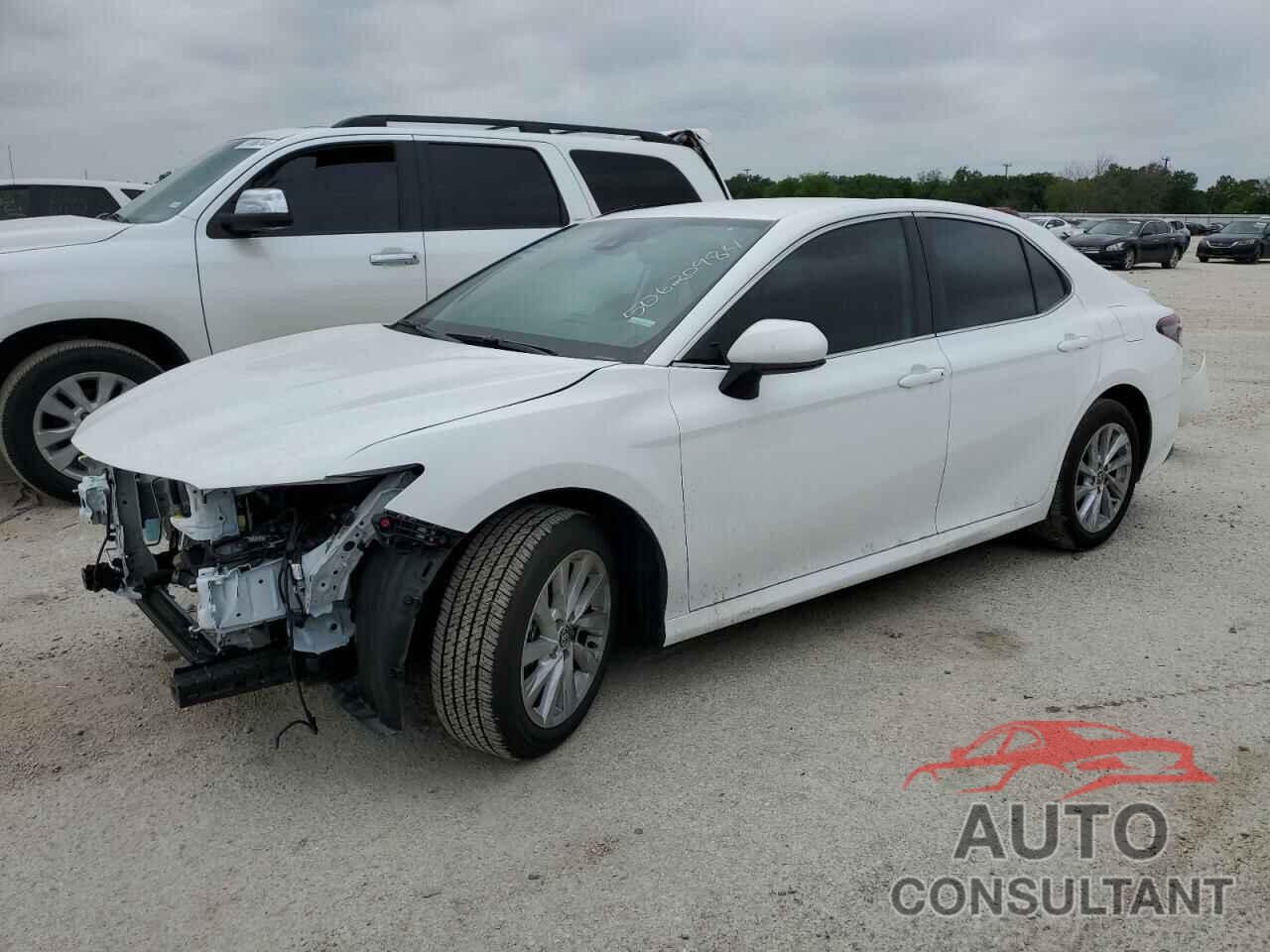 TOYOTA CAMRY 2024 - 4T1C11AK8RU901277