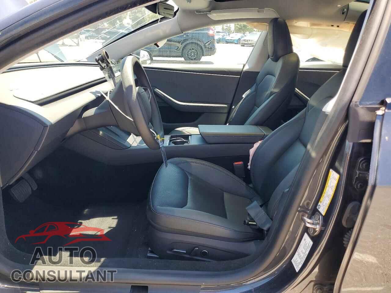 TESLA MODEL 3 2024 - 5YJ3E1EA7RF726961