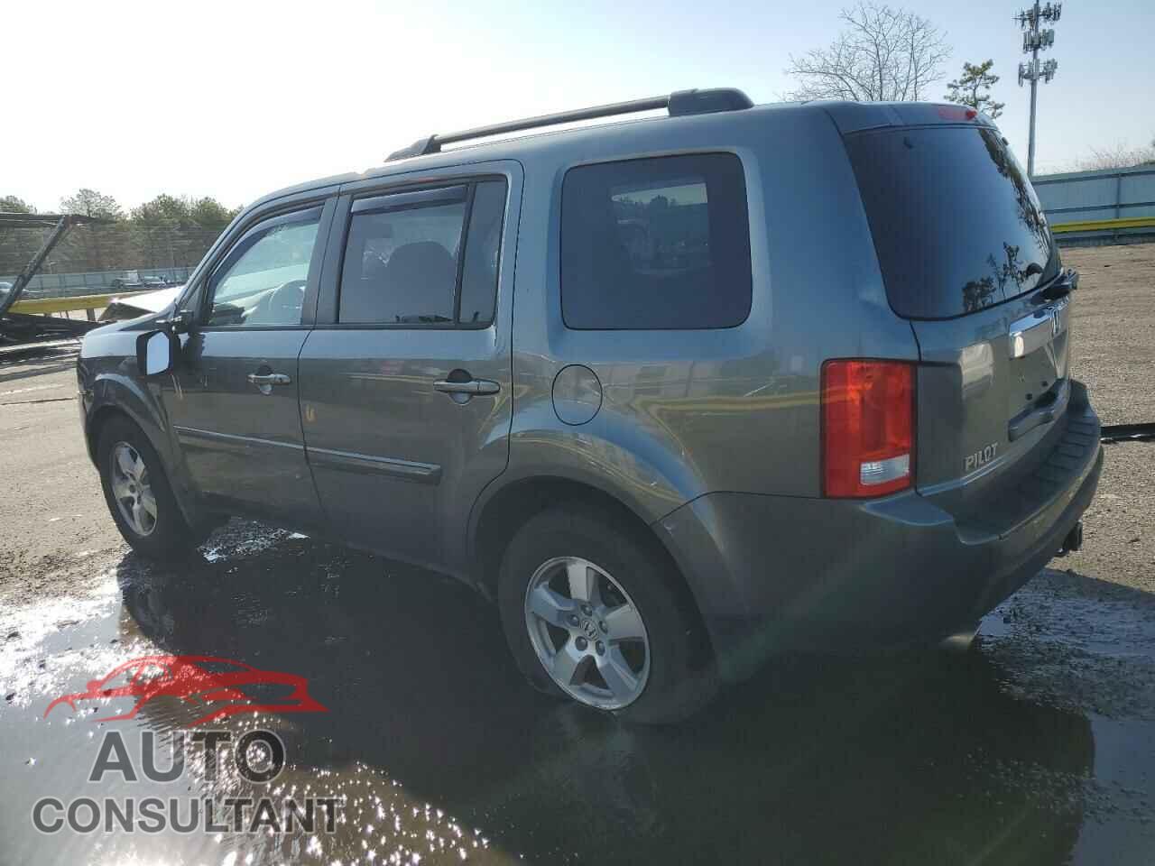 HONDA PILOT 2011 - 5FNYF4H55BB061776