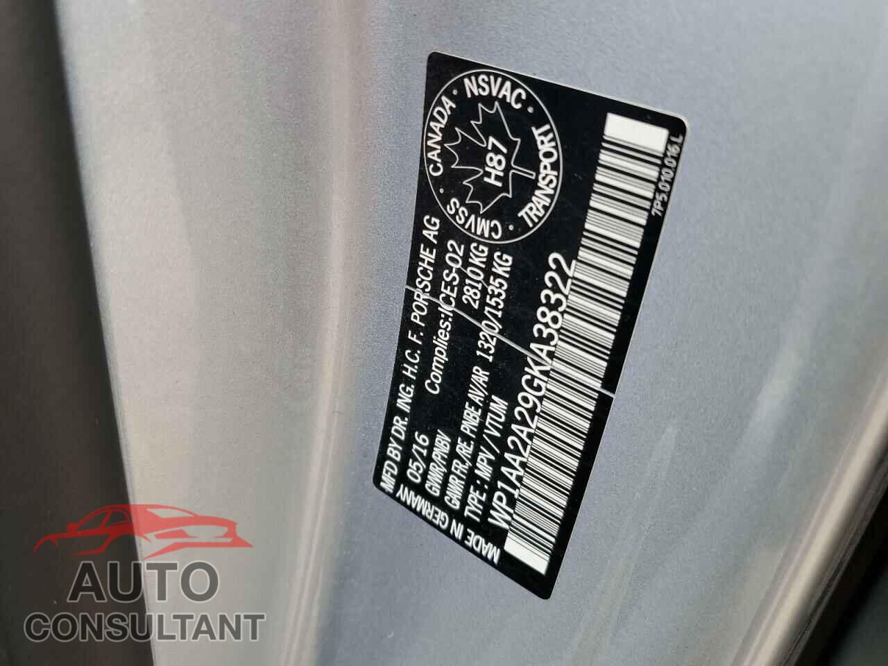 PORSCHE CAYENNE 2016 - WP1AA2A29GKA38322