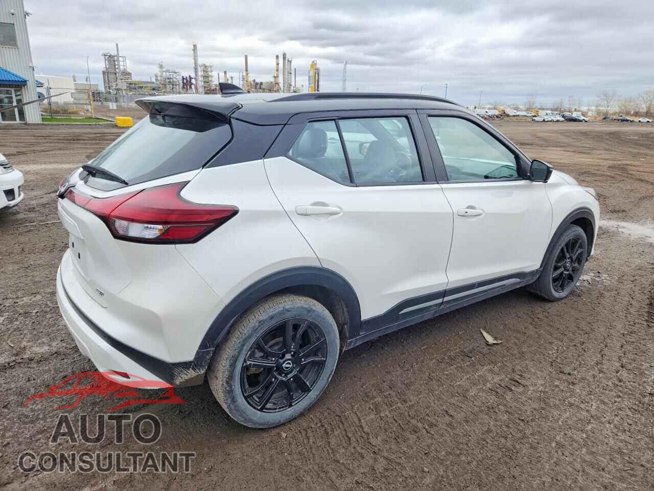 NISSAN KICKS 2023 - 3N1CP5DVXPL570941