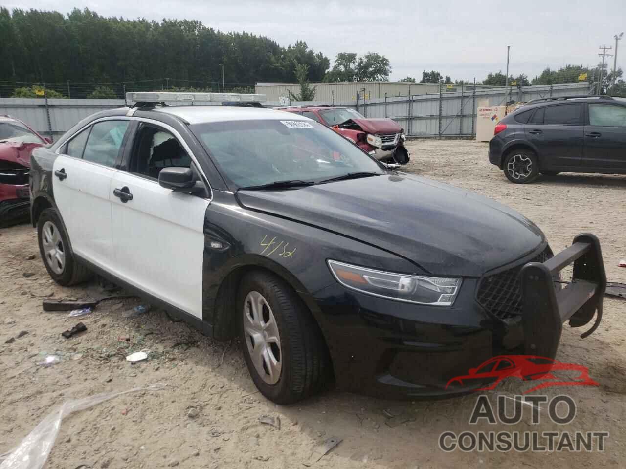 FORD TAURUS 2017 - 1FAHP2L85HG145832