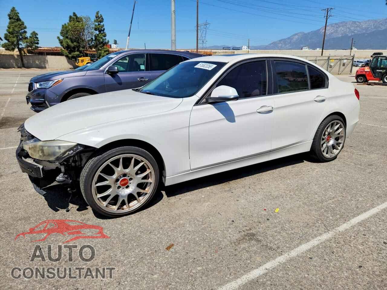 BMW 3 SERIES 2012 - WBA3A5C56CF343747