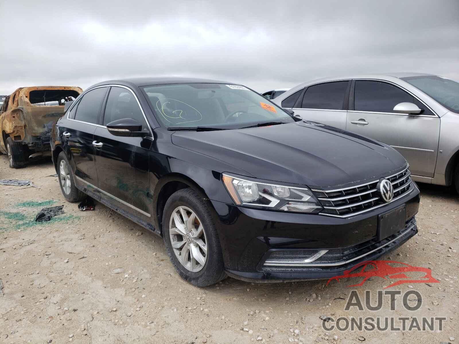 VOLKSWAGEN PASSAT 2017 - 1VWAT7A39HC035463