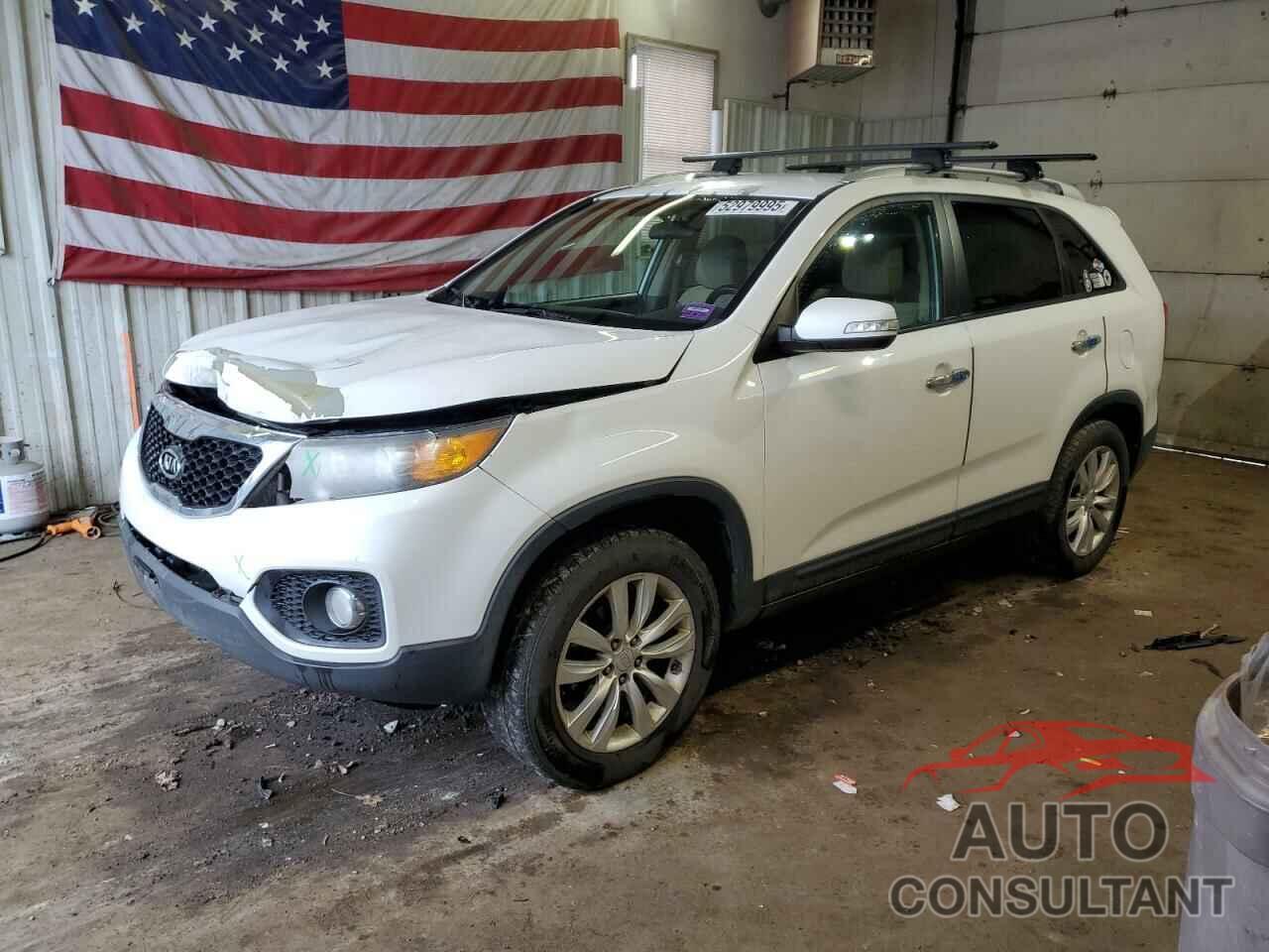 KIA SORENTO 2011 - 5XYKU4A27BG136191