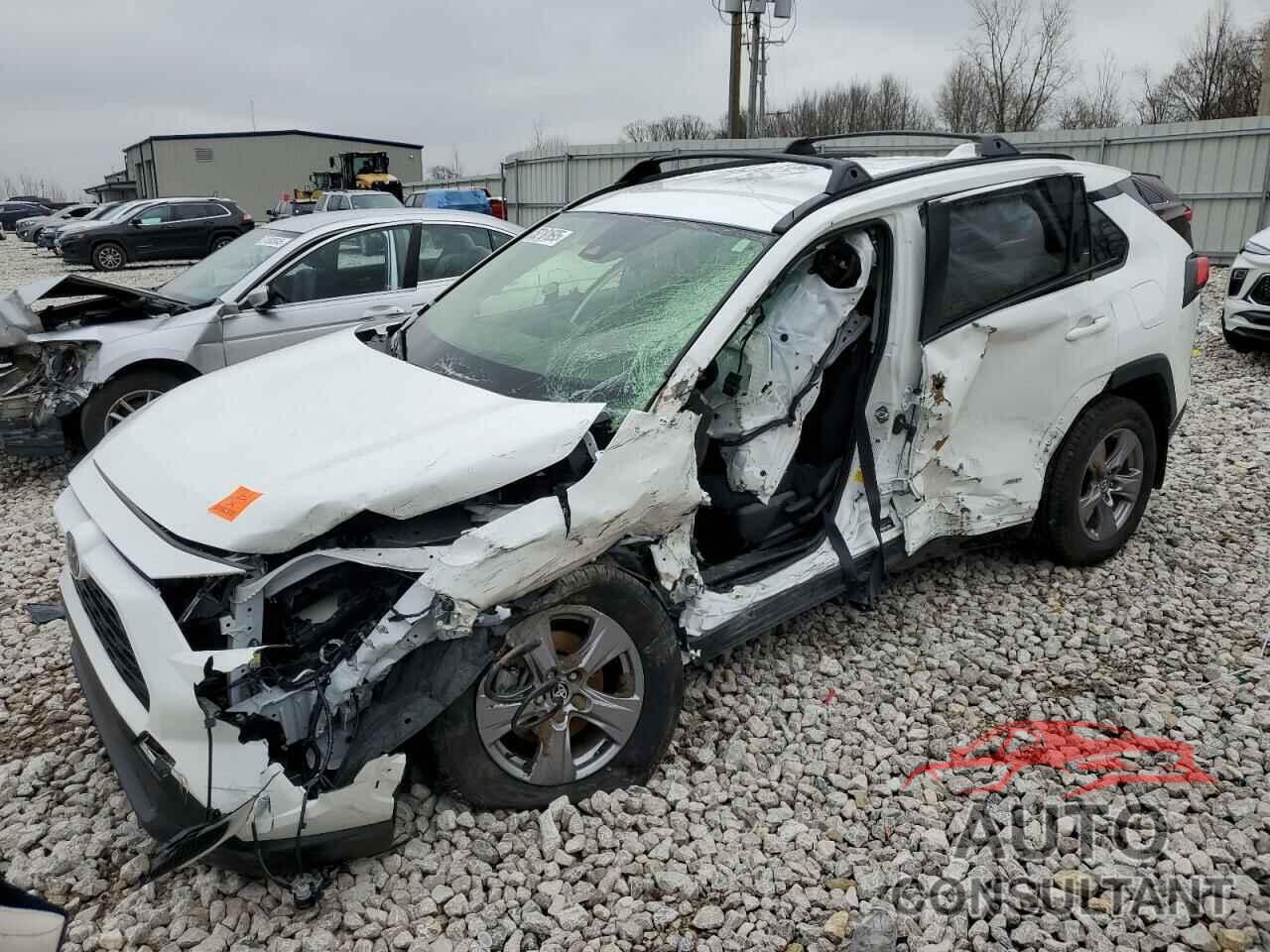 TOYOTA RAV4 2024 - JTMMWRFV2RD246027