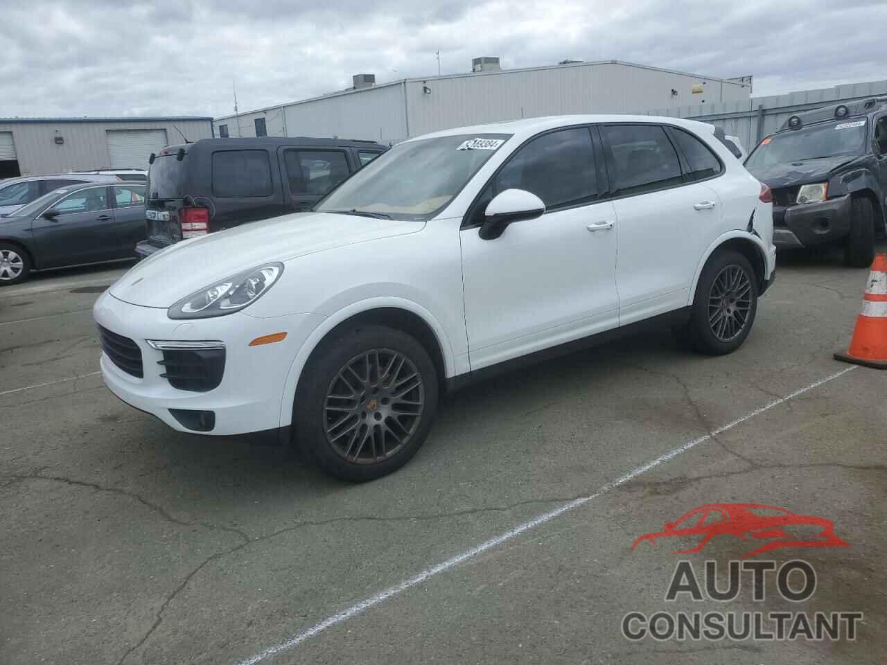 PORSCHE CAYENNE 2017 - WP1AA2A29HKA85075