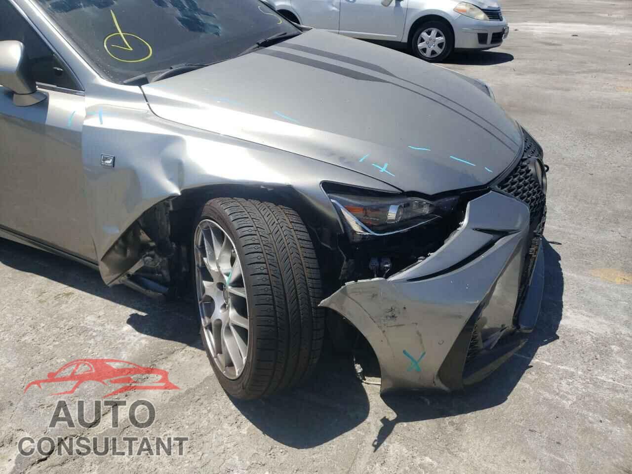 LEXUS IS 2018 - JTHBA1D21J5065983