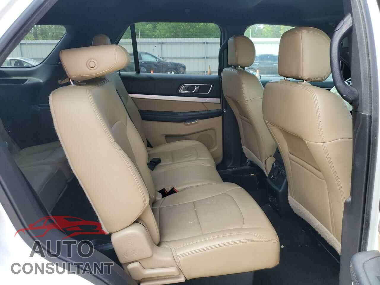 FORD EXPLORER 2016 - 1FM5K7D81GGA42151
